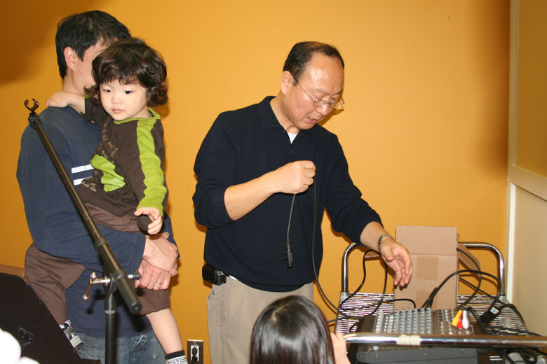 041109-kitchen (8).jpg